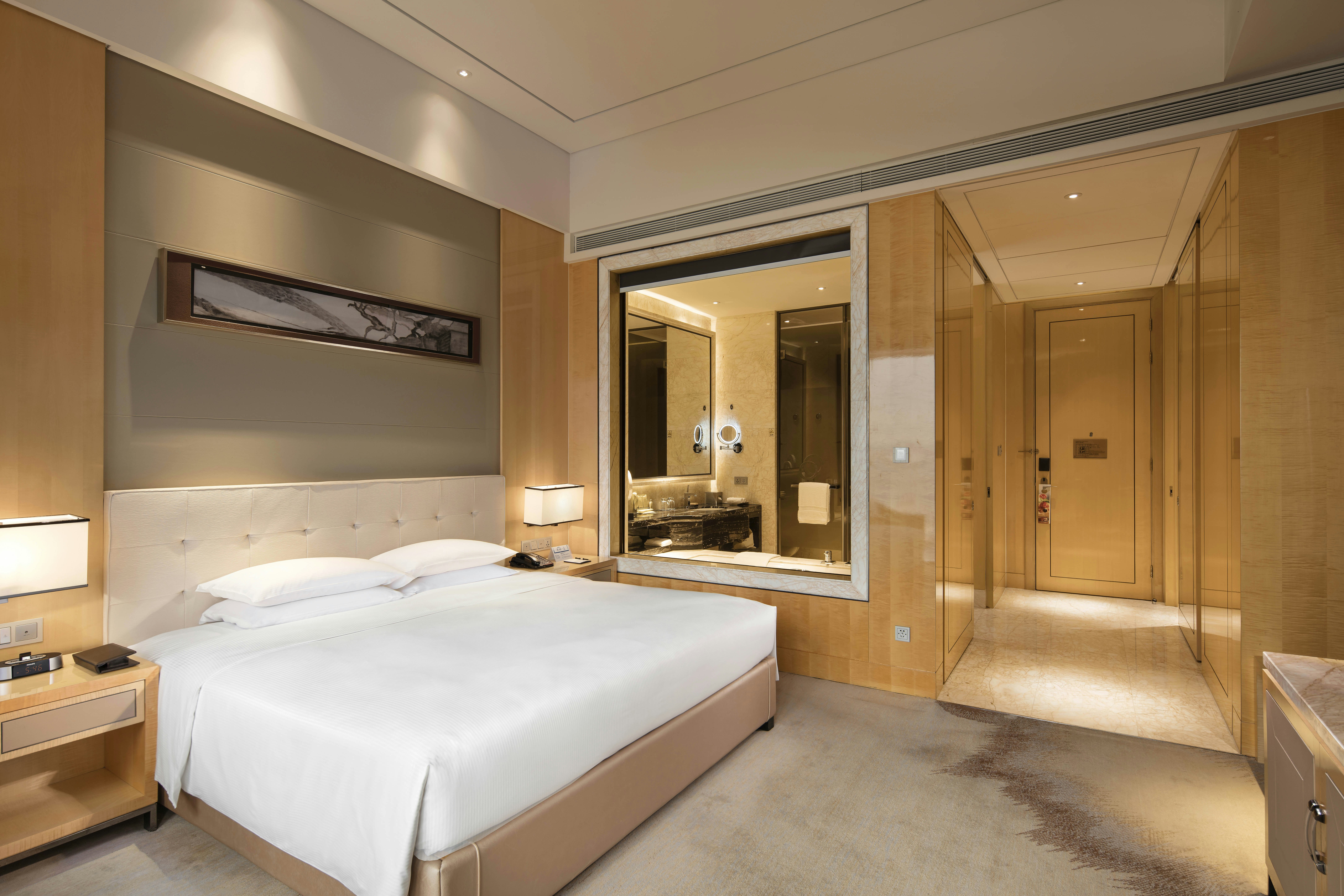غرفة تنفيذية بسرير كينج بإطلالة على المدينة، HILTON DALIAN 2/3
