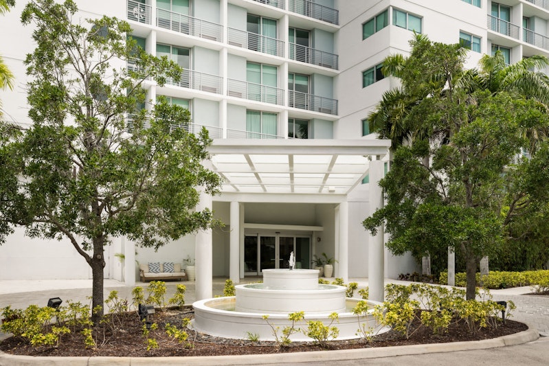 Maritime Hotel Fort Lauderdale Cruise Port in FORT LAUDERDALE - FL