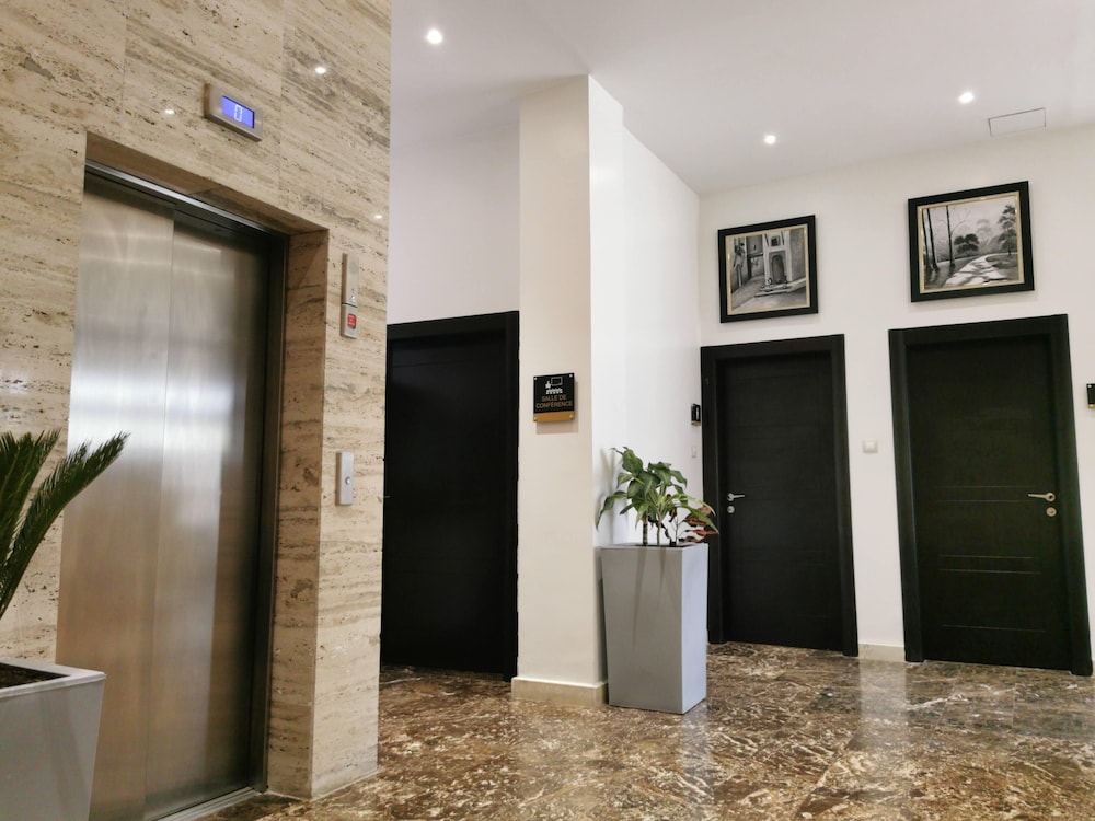 Lobby at BEST NIGHT 2, ALGIERS