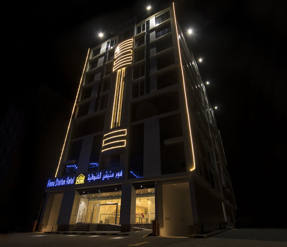 Home Station Hotel 1/25