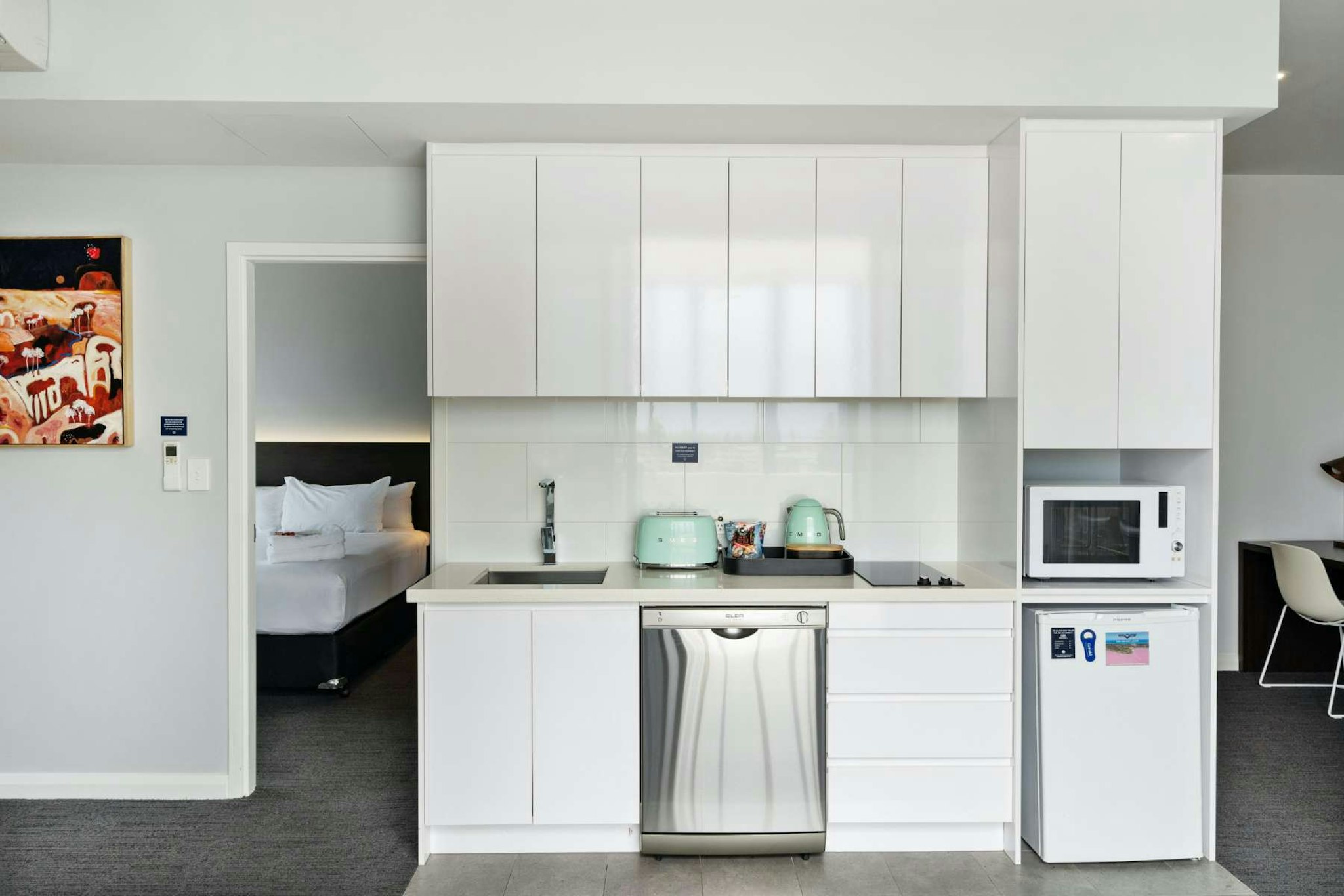 The Gerald Apartment Hotel 3/50
