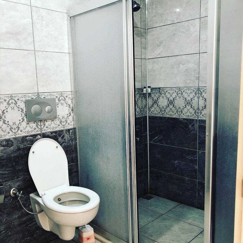 Peri Hotel 33/39