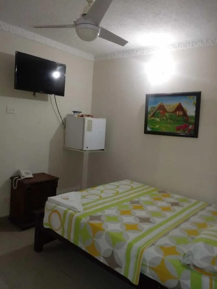 Hotel Colonial Inn 17/26