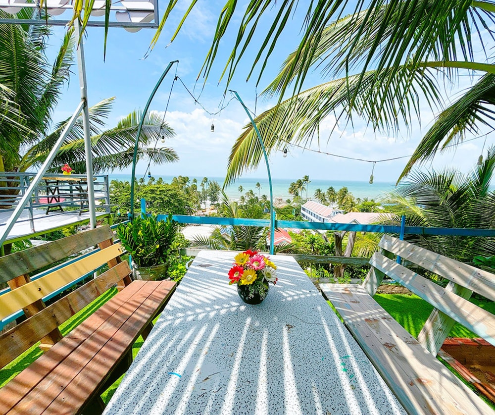 Quoc Dinh Guesthouse 29/42