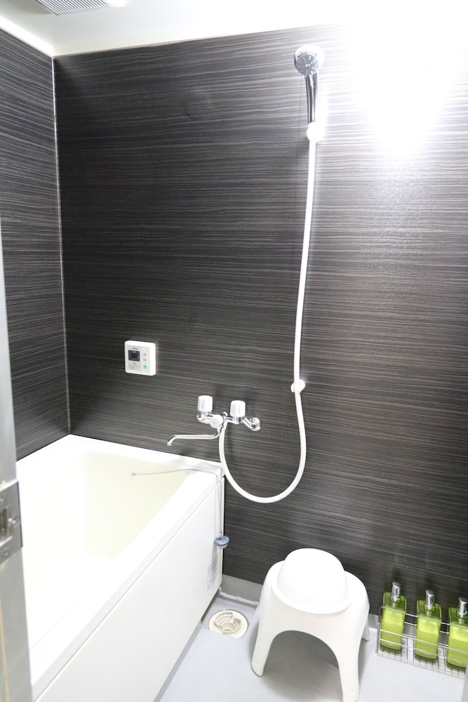Guest House E-Nine 18/20