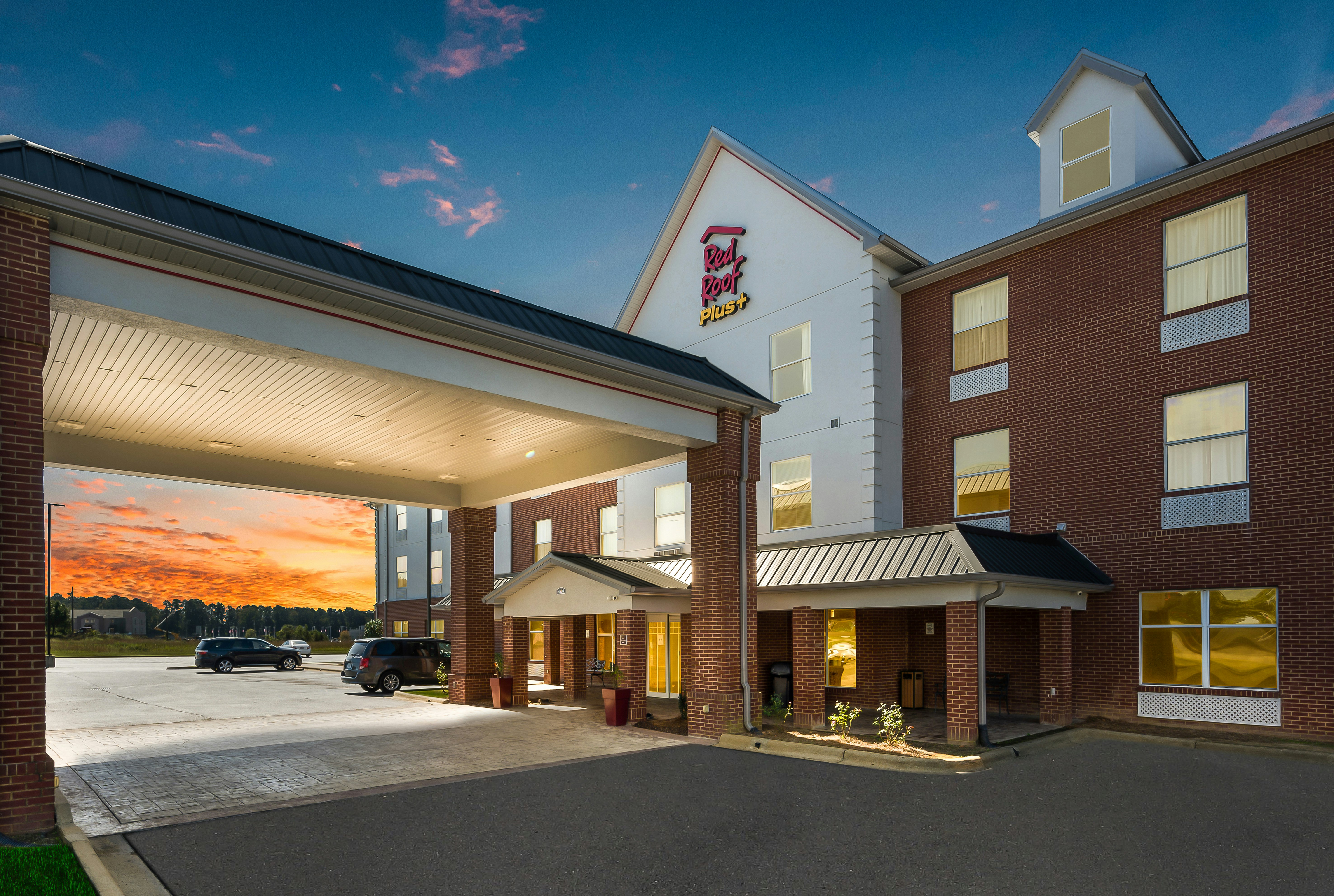 Red Roof Inn PLUS & Suites Birmingham - Bessemer 29/29