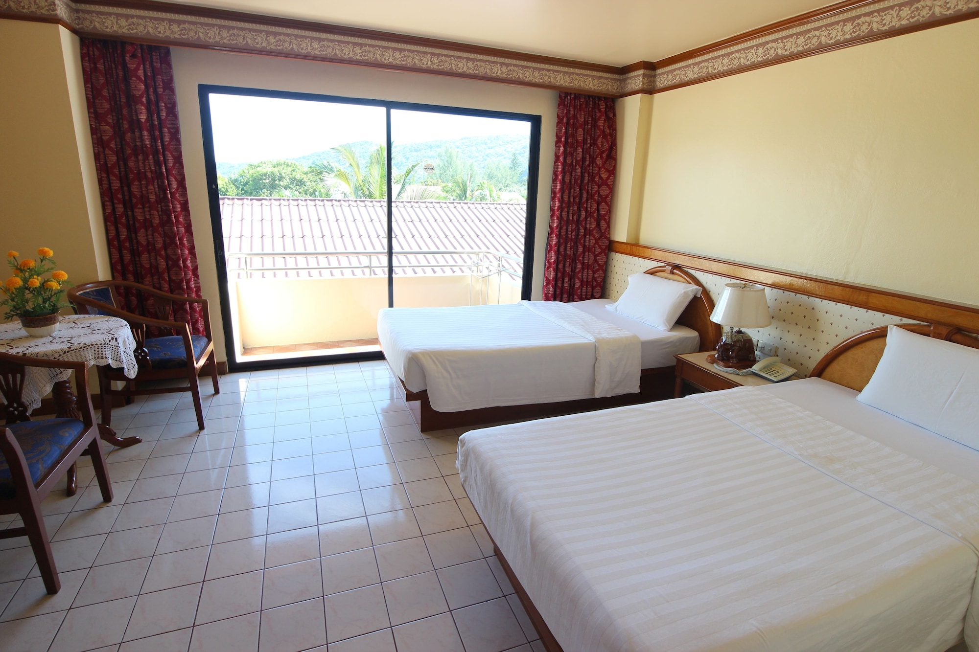 SUPERIOR, TWIN BEDS