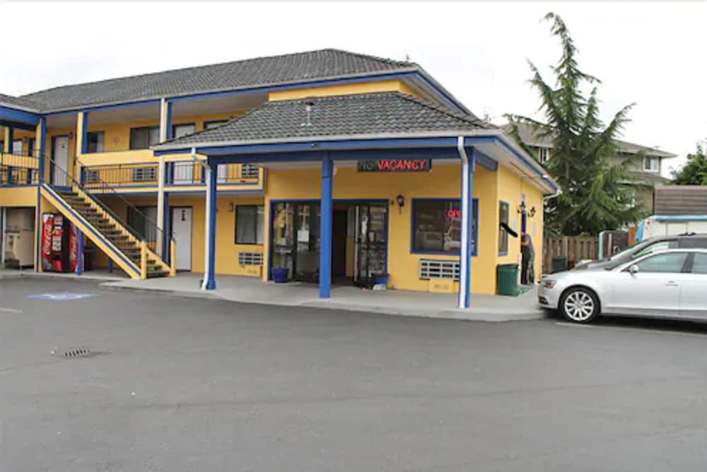 Sumner Motor Inn 6/55