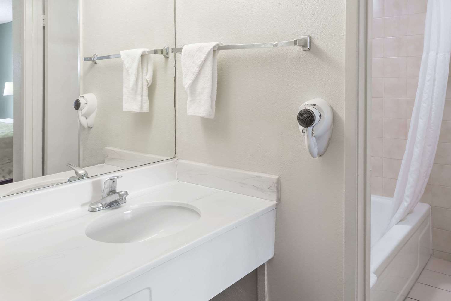 Days Inn by San Bernardino 18/18