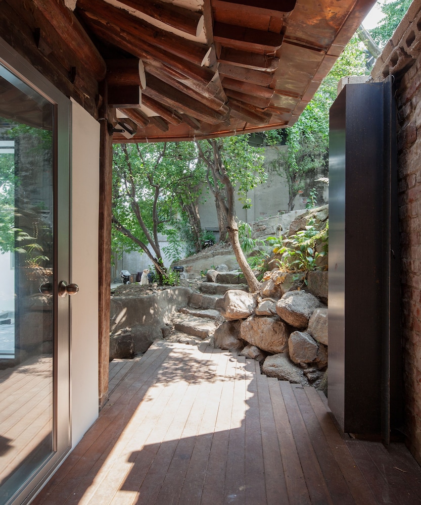 Hanok Residence Hotel Side 25/53
