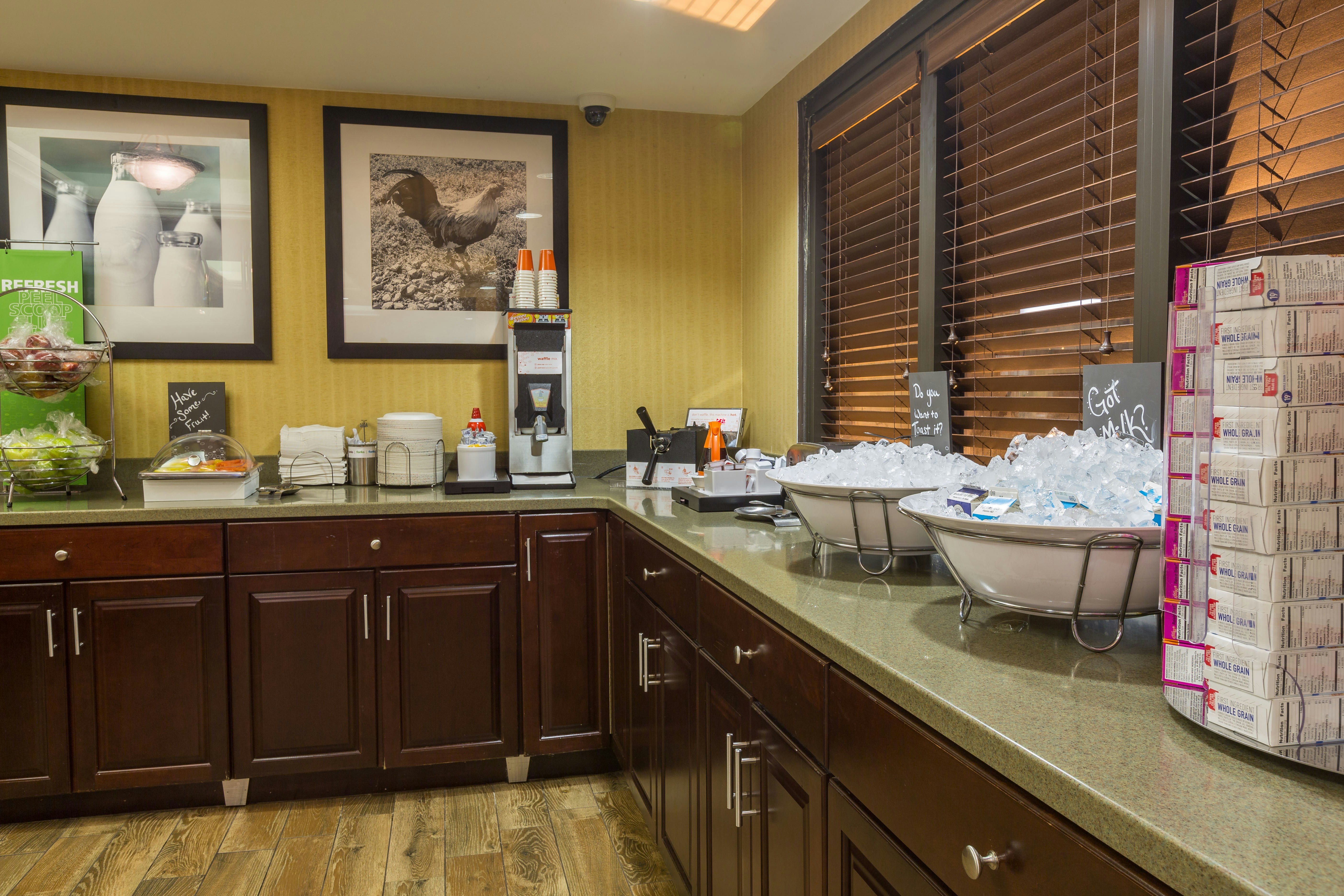 Hampton Inn Washington, NC 28/28