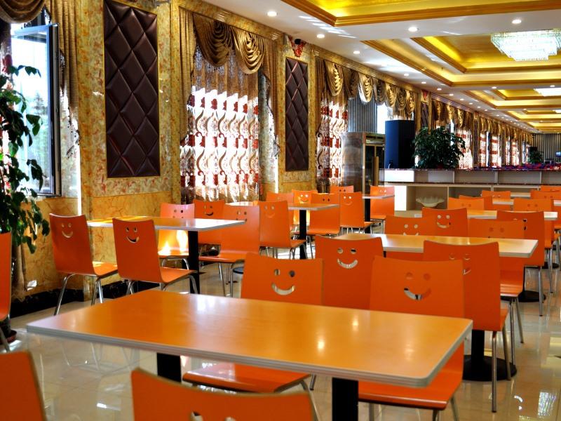 GreenTree Alliance Tacheng Wenqin Road Left Bank Of Sunshine Hotel 18/24
