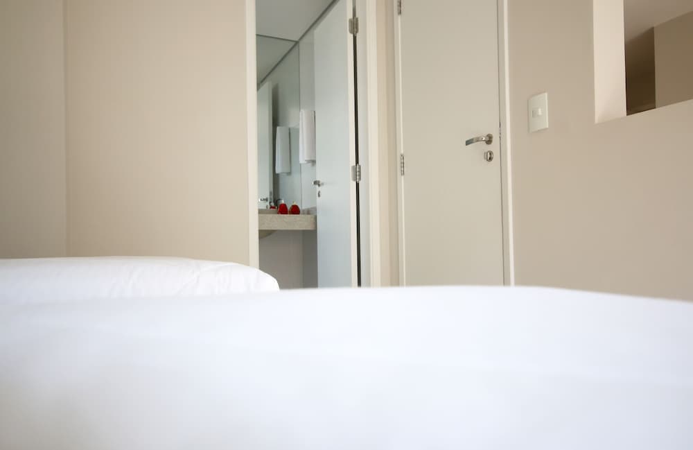 Ez Aclimação Hotel 14/100