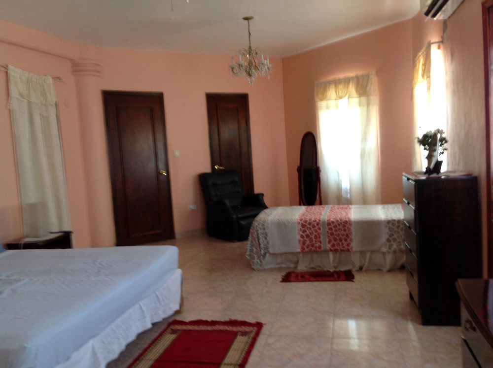 Mansion Giahn Bed and Breakfast 18/35