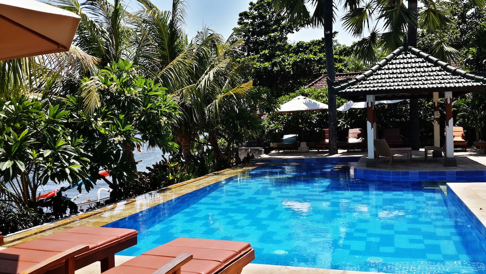 Puri Wirata Dive Resort And Spa 4/46