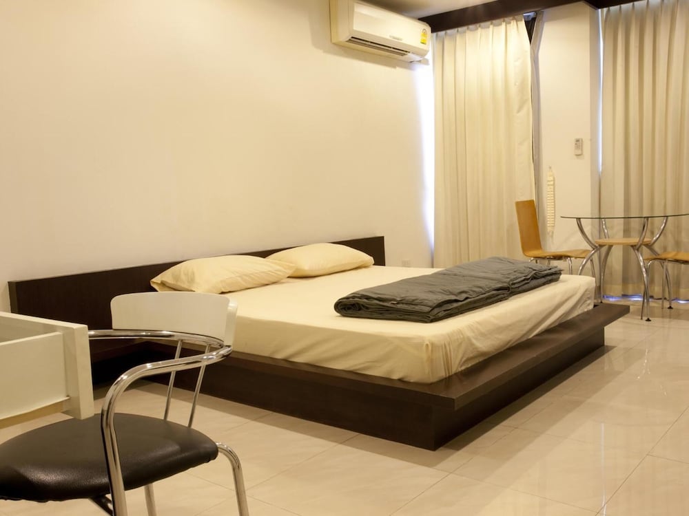Tongtip Place 11/40