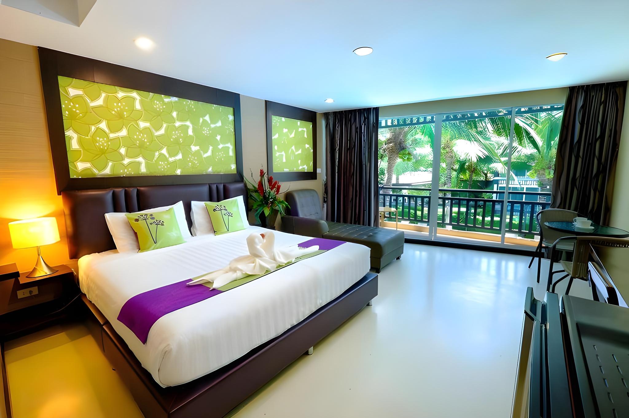 Deluxe, Double Bed