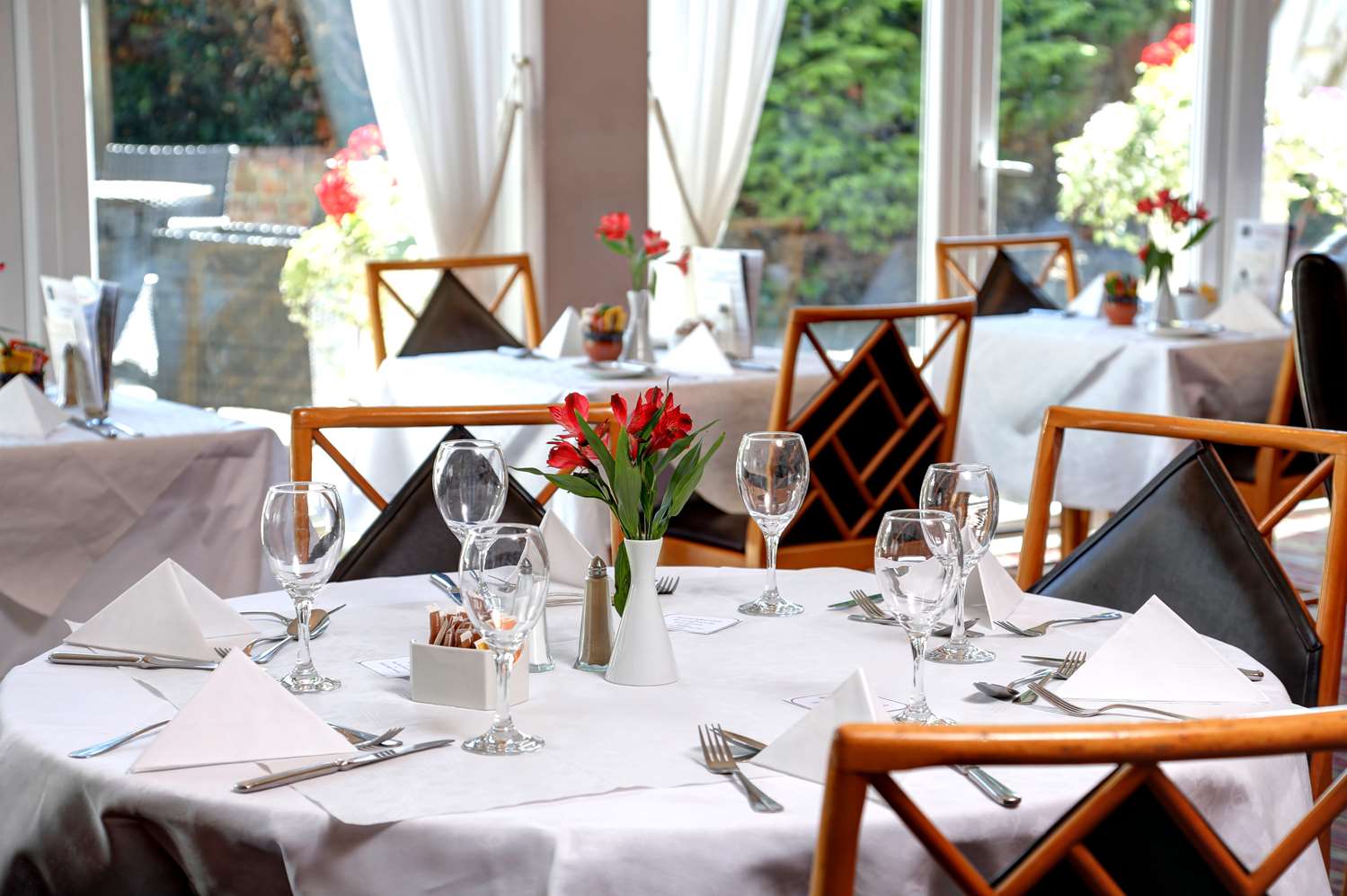 Brook Hotel, Felixstowe 9/16