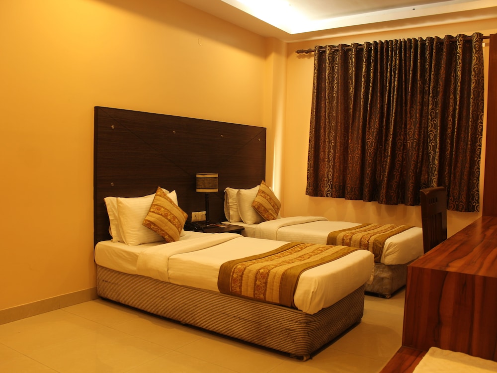 Hotel Kyron 12/37