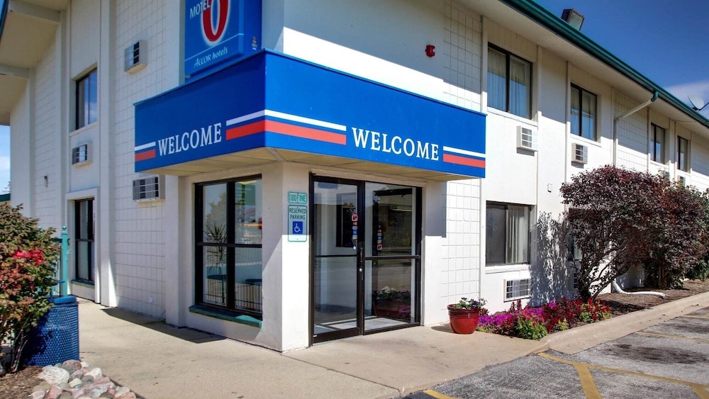 Motel6 Normal, IL - Bloomington Area in NORMAL - IL