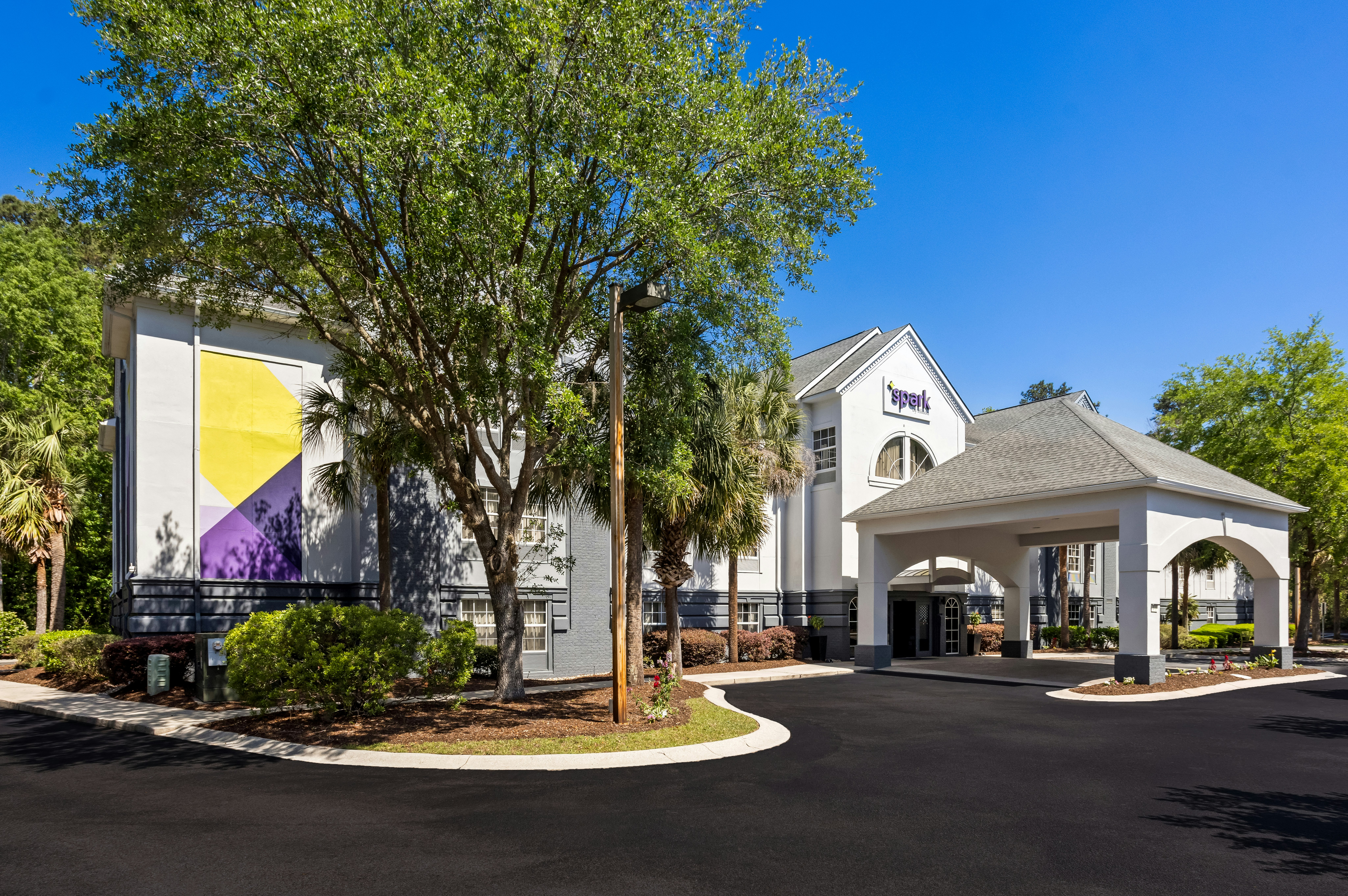 Spark by Hilton Bluffton Hilton Head Island 35/38