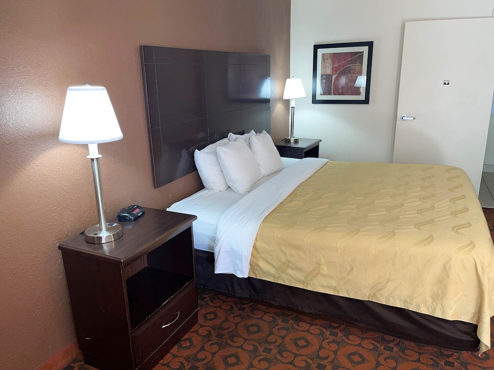 Motel6 Oklahoma City, OK - Fairgrounds West 12/42