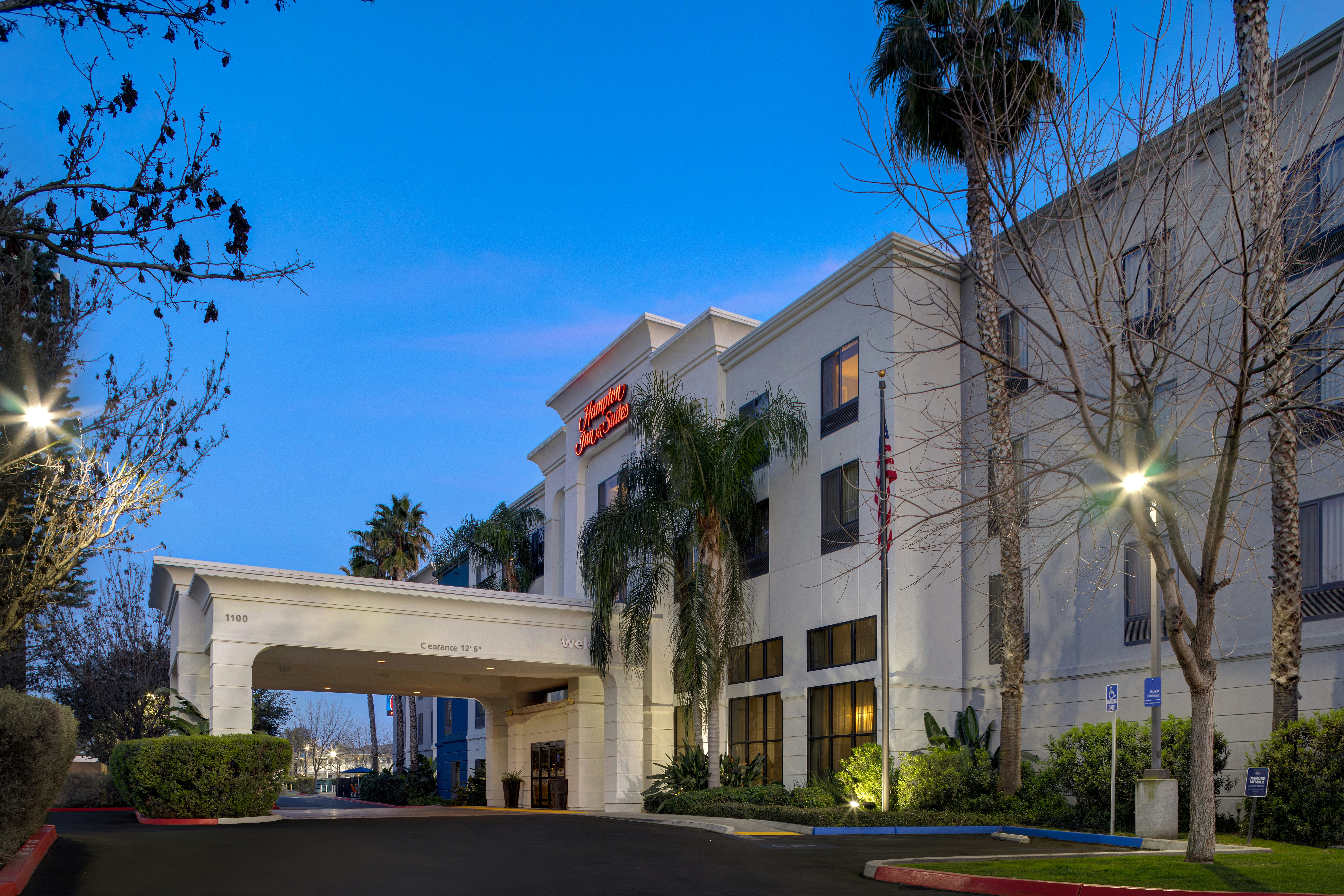 Hampton Inn And Suites Tulare 6/60