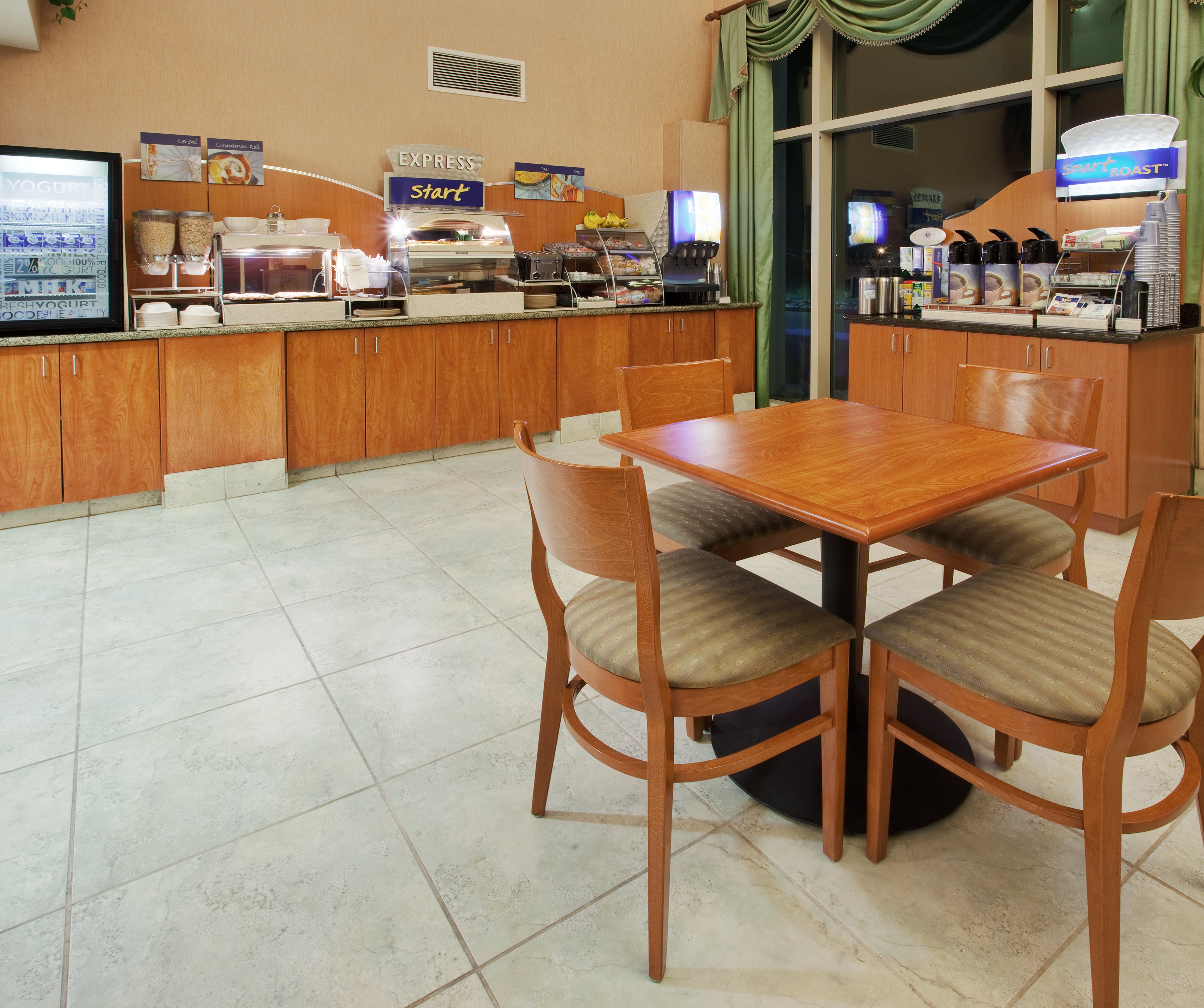 Holiday Inn Express Hotel And Suites Carson City 44/60