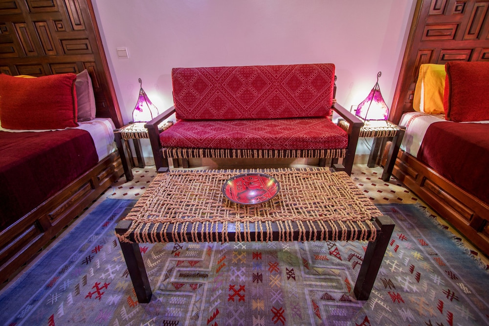 Riad Zitouna 13/47