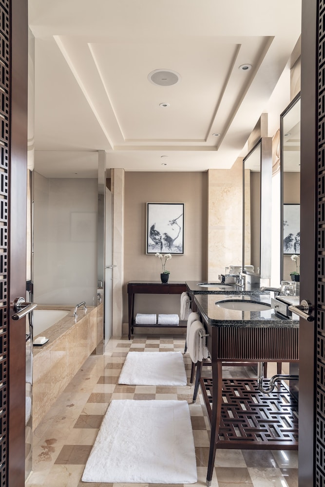 Four Seasons Hotel Beijing 19/61
