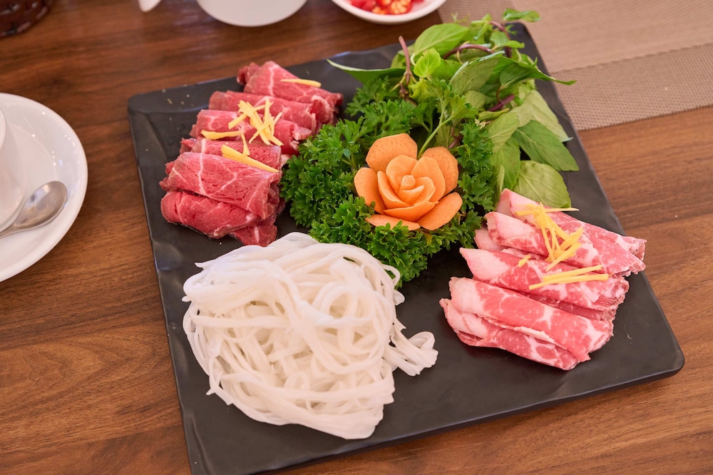 Viet 4 Seasons Hotel 25/50