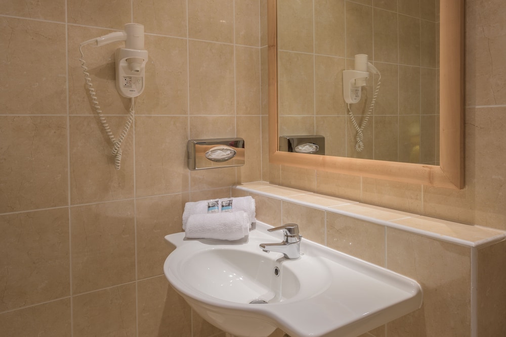 Mercure Tours Centre 64/64