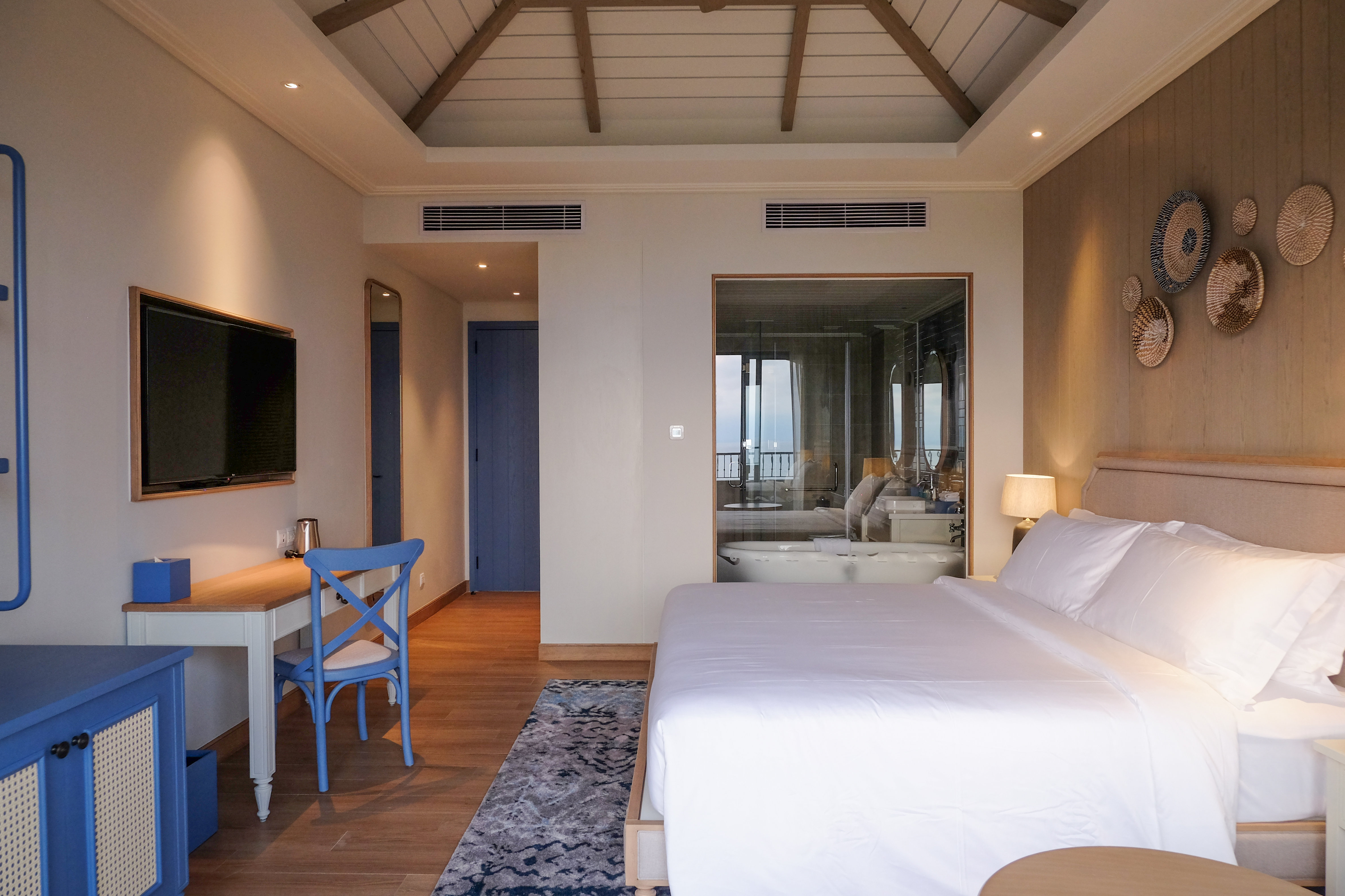 3 BEDROOMS, RESIDENCE, PRIVATE POOL