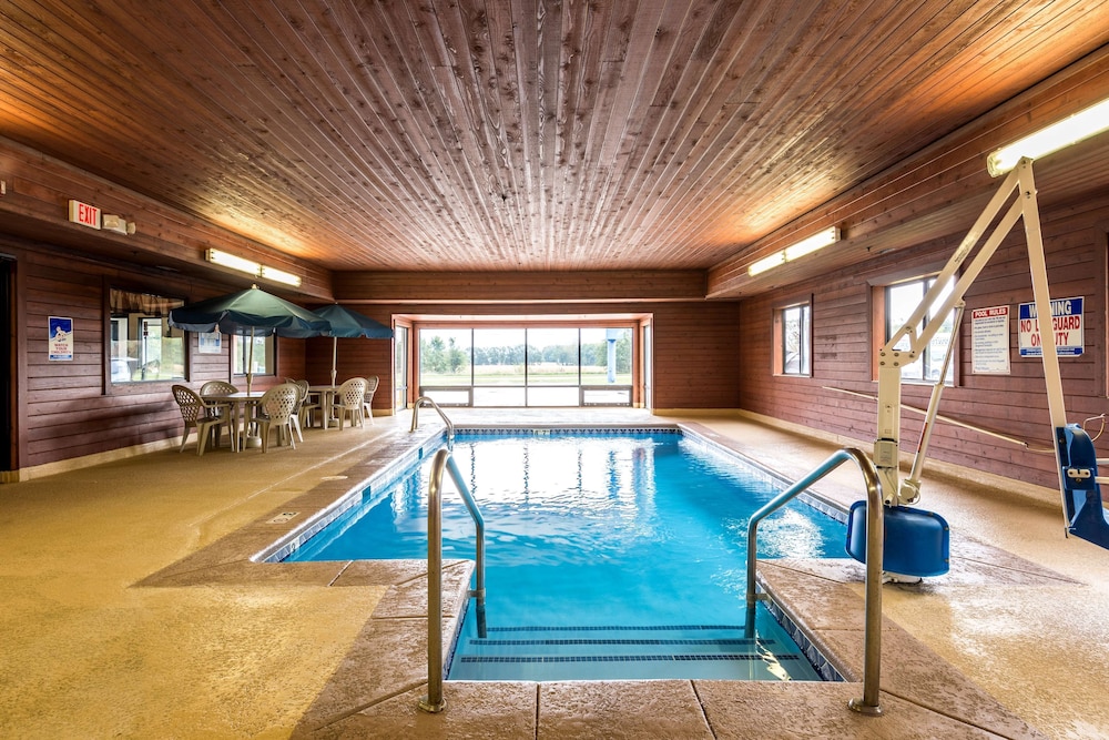 Motel6 Waterloo, IA 33/50