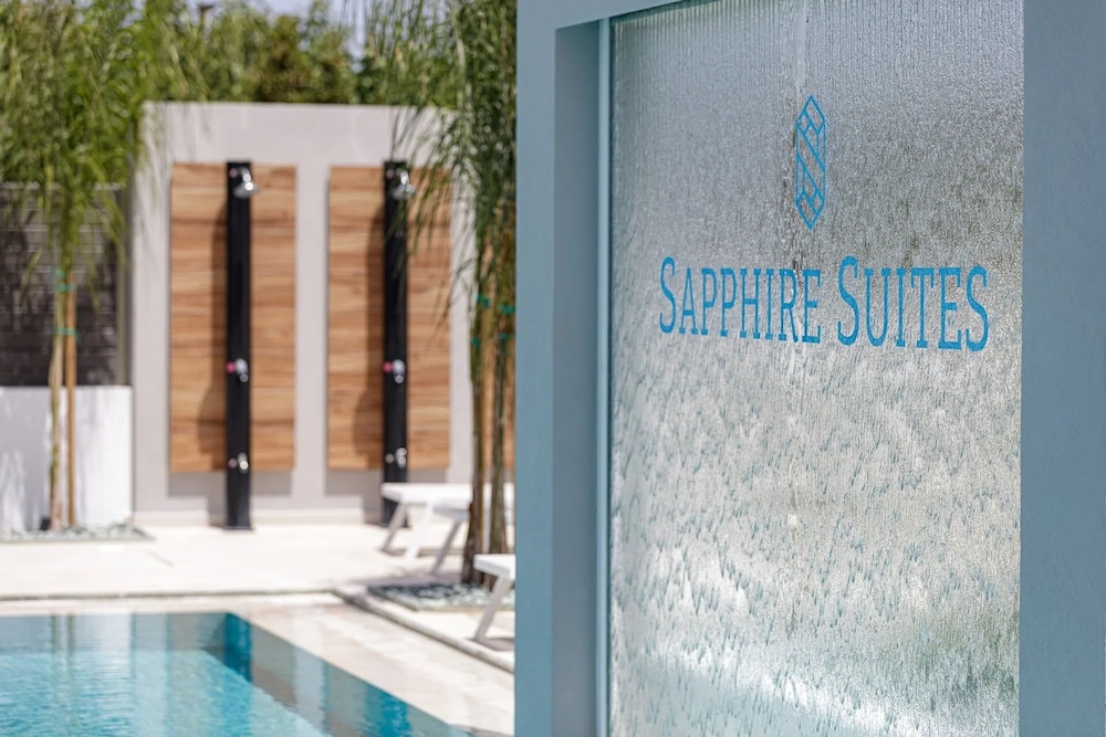 Sapphire Horizon Suites 67/94