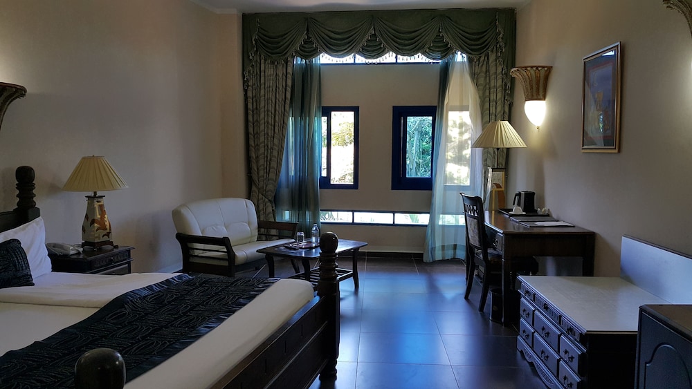 Imperial Resort Beach Hotel 38/61