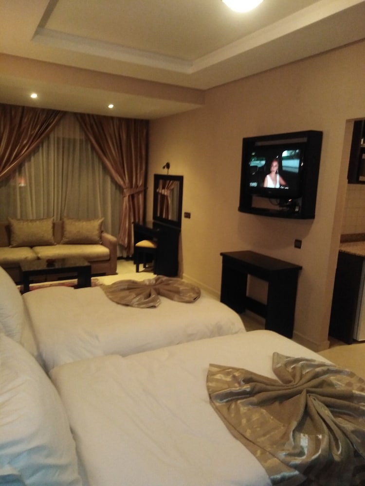 SUITE HOTEL TILILA 20/39