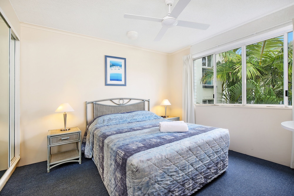 Beachside Mooloolaba 19/59