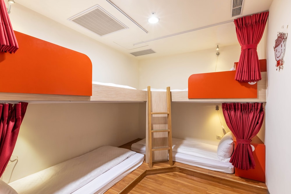 CU Hotel Taipei 36/64