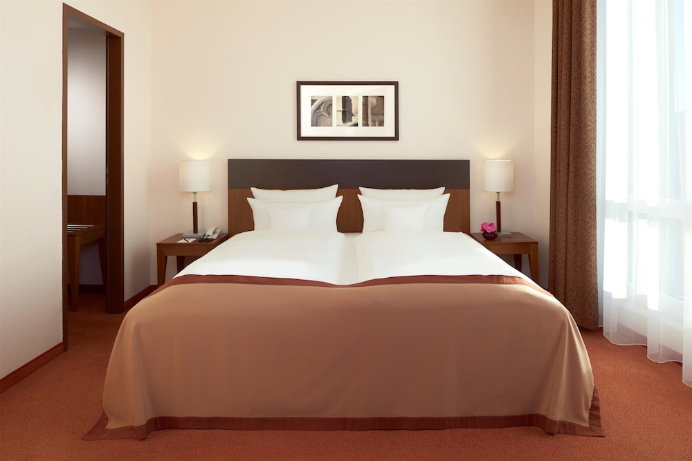 Dorint Hotel Am Dom Erfurt 12/50