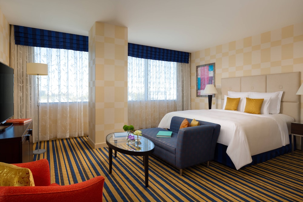 Renaissance Aktau Hotel 11/64