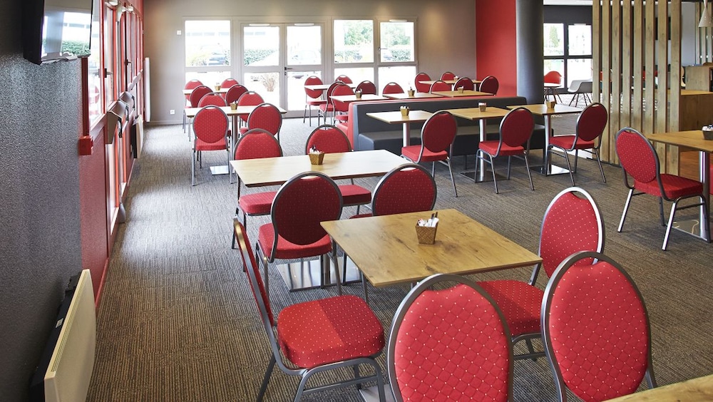 Ibis Auray 44/65