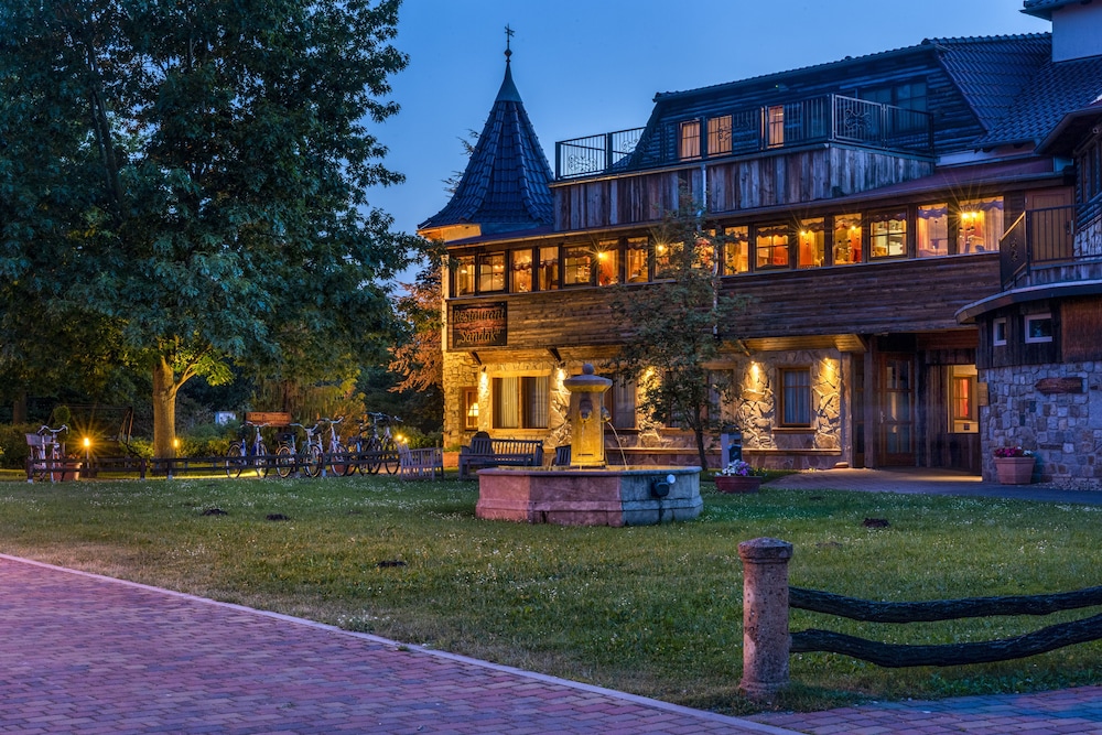 Wellnesshotel Seeschlosschen 5/50