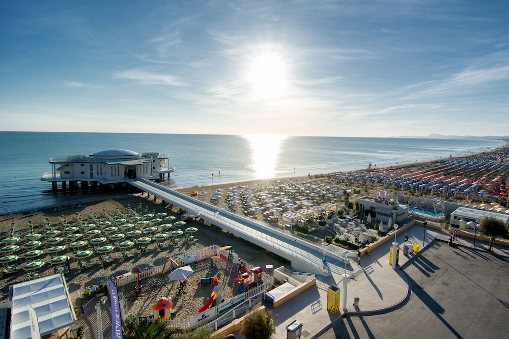 Terrazza Marconi Hotel & Spamarine 42/47