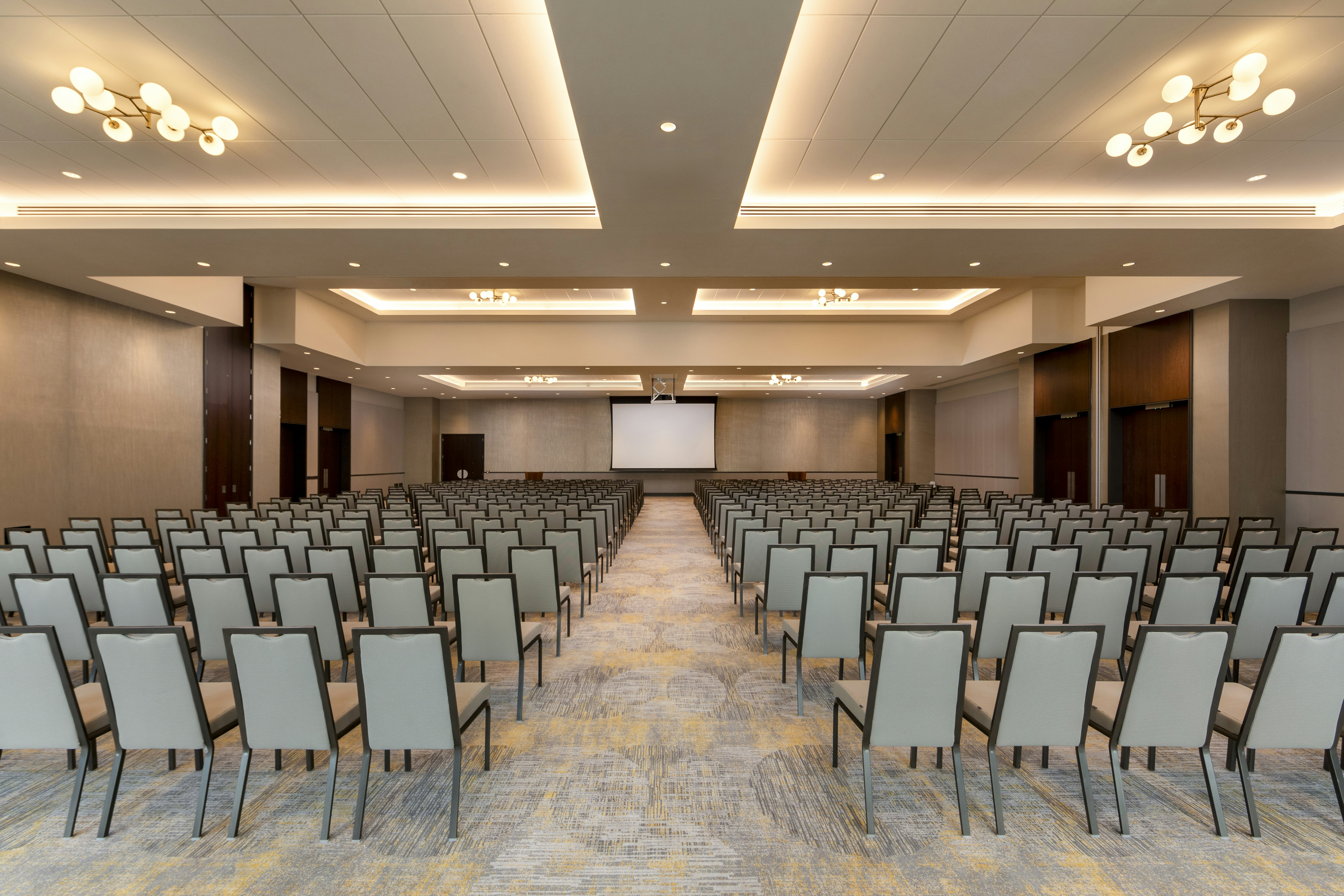 Hilton Woking 38/48