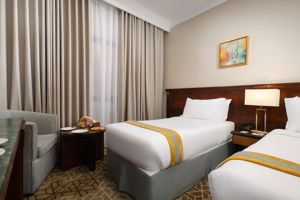 فندق اعمار المنار(Emaar Al Manar Hotel) 16/37