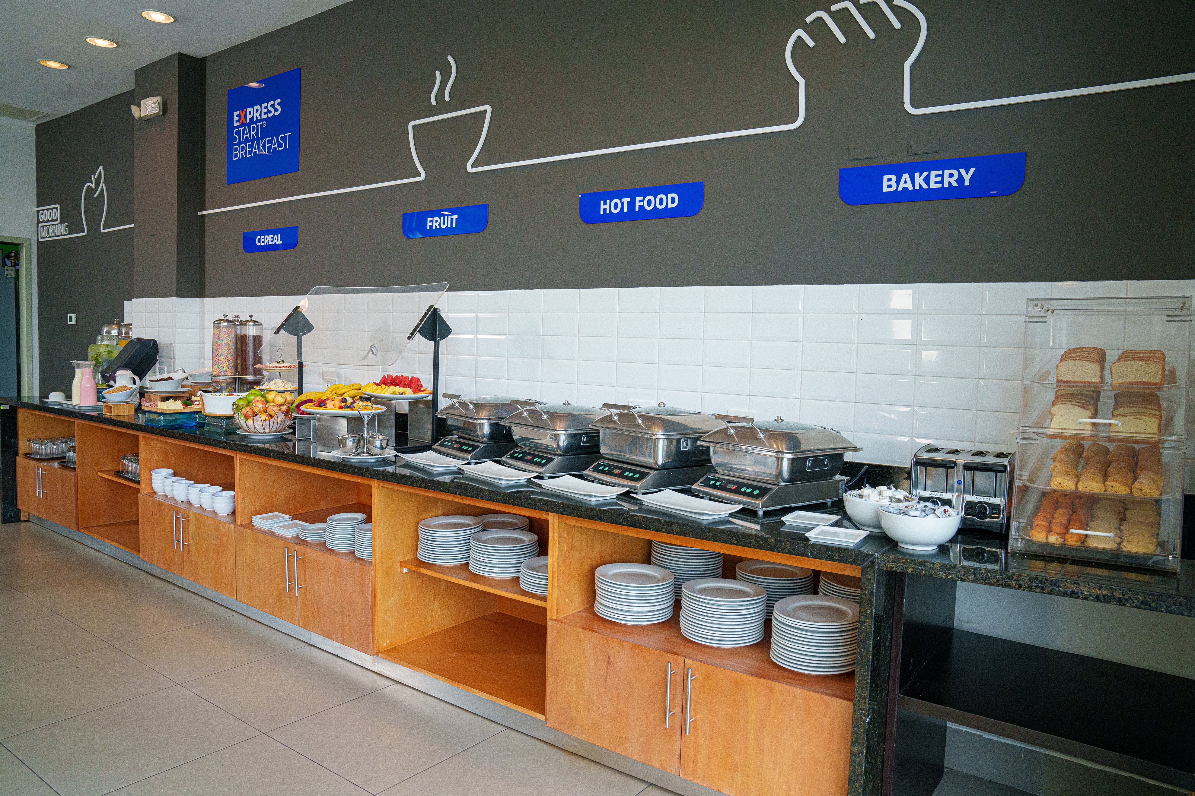 Holiday Inn Express Managua 60/75