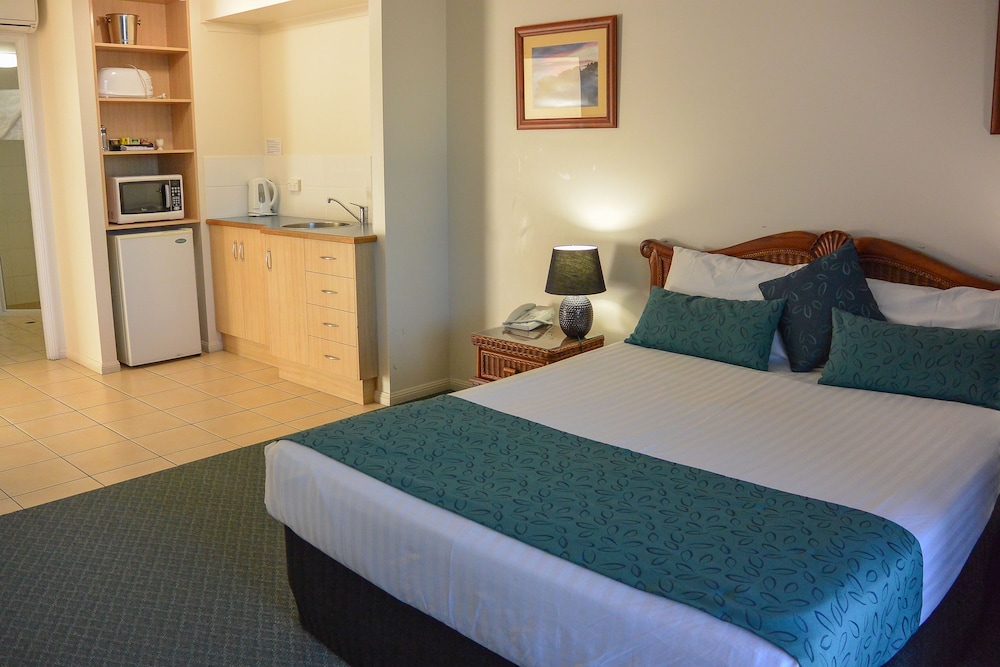 Rose Bay Resort 22/70