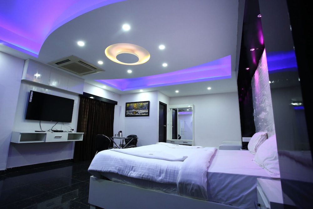 Hotel RR International 16/28