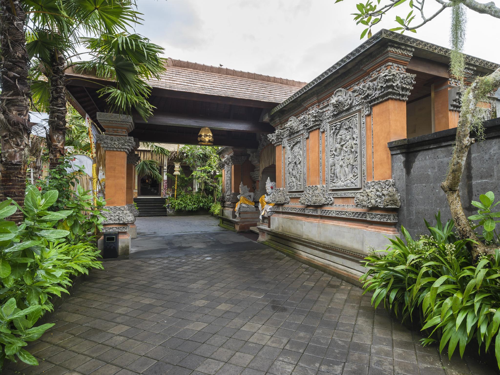 Hotel Tjampuhan And Spa in Ubud